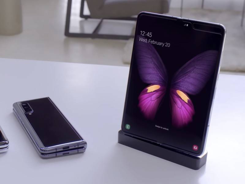 galaxy fold live shot samsung promo1 | Technea.gr - Χρήσιμα νέα τεχνολογίας