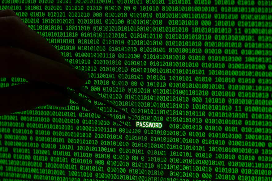 password with hand holding tweezers binary code | Technea.gr - Χρήσιμα νέα τεχνολογίας